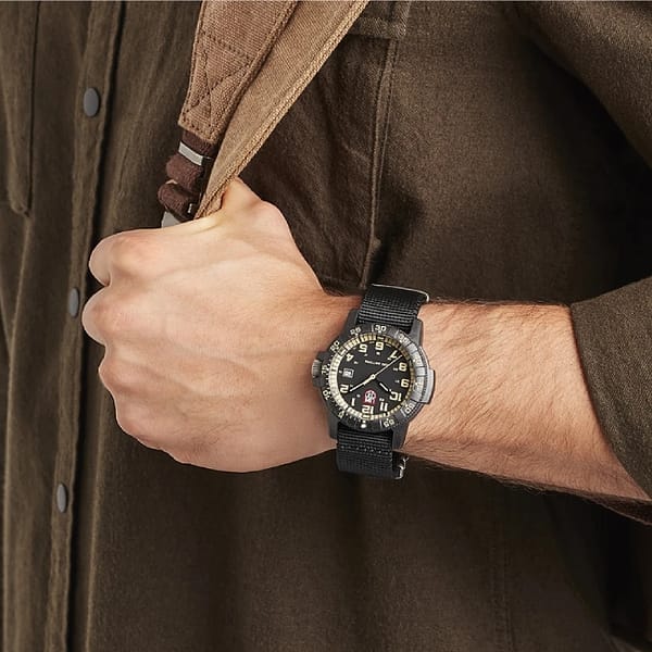Luminox Leatherback Sea Turtle Giant 0320 Series - Image 7