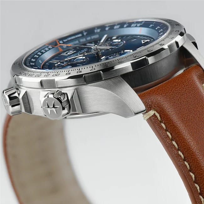 Hamilton Khaki X-Wind Chrono GMT – Bild 3